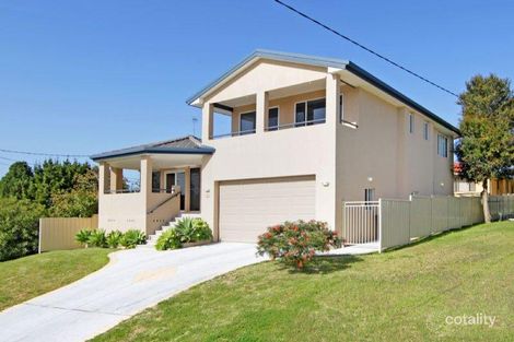 32 Lakeside Pde, The Entrance, NSW 2261