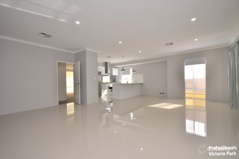 Property photo of 19B Taree Street St James WA 6102