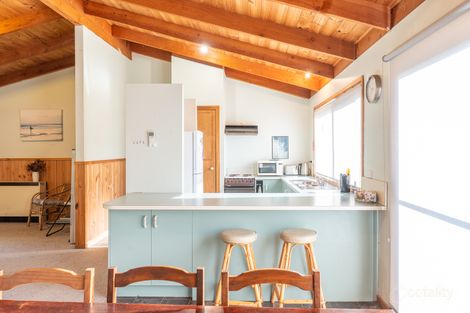 138 Balnarring Beach Rd, Balnarring Beach, VIC 3926