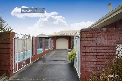 Property photo of 56 Farley Way Bayswater WA 6053
