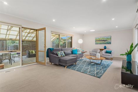 Property photo of 57 Jenola Parade Wantirna South VIC 3152
