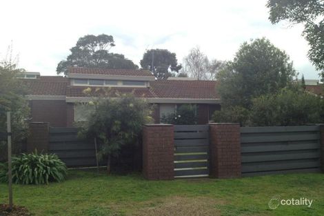 2/61 Vanberg Rd, Essendon, VIC 3040