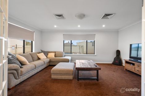 Property photo of 11 Vitali Crescent Somerville WA 6430
