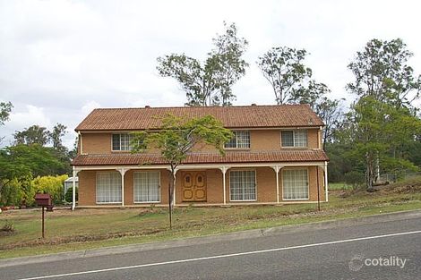 8 Castile Cres, Holmview, QLD 4207
