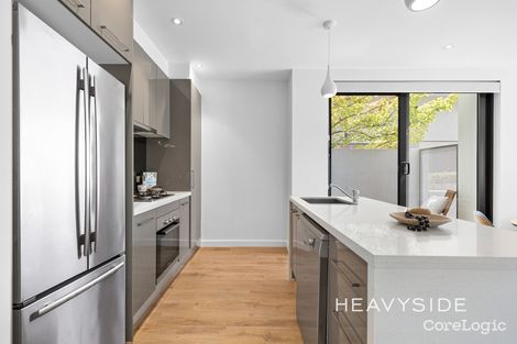 Property photo of 2/972 Riversdale Road Surrey Hills VIC 3127
