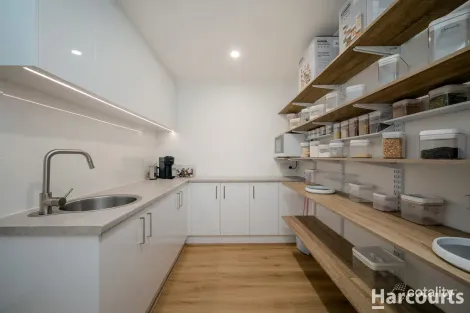 Property photo of 11 Woodbine Loop Tapping WA 6065