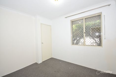 Property photo of 4 Iris Place Maddington WA 6109