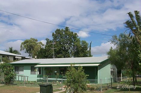 17 Lambourne Ave, Norman Gardens, QLD 4701