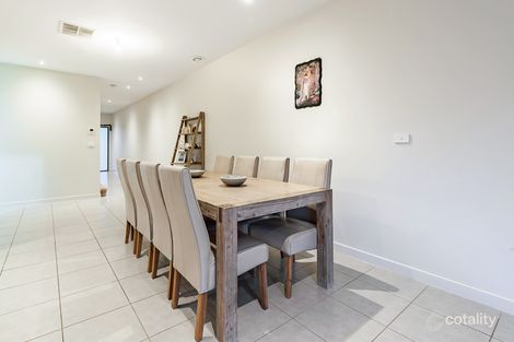 Property photo of 58 Daymar Circuit Craigieburn VIC 3064