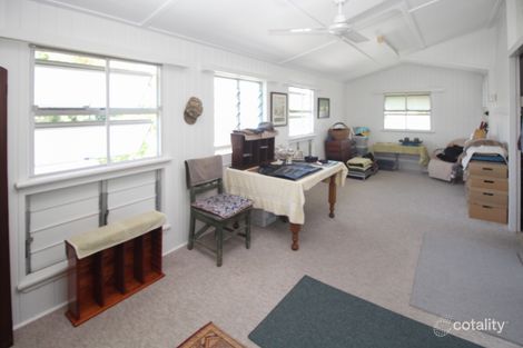 Property photo of 2 Whyte Street Hermit Park QLD 4812
