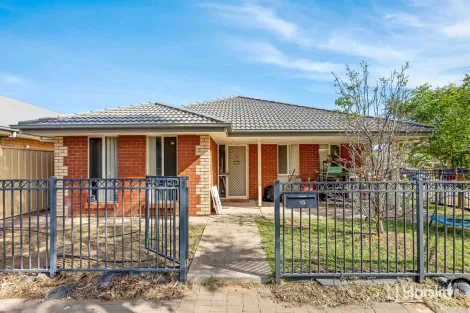 15 Whiteley St, Munno Para, SA 5115