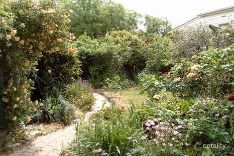 Property photo of 17 Urquhart Street Castlemaine VIC 3450