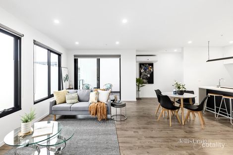 4/12 Red Hill Tce, Doncaster East, VIC 3109