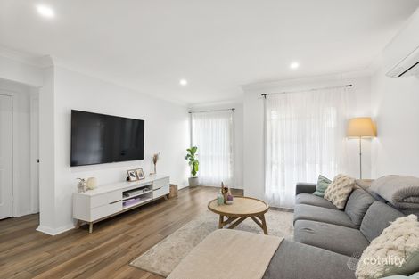 Property photo of 4/116A Koona Street Albion Park Rail NSW 2527