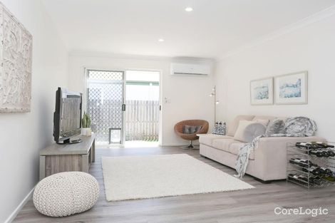 Property photo of 10 Sandalwood Street Sinnamon Park QLD 4073