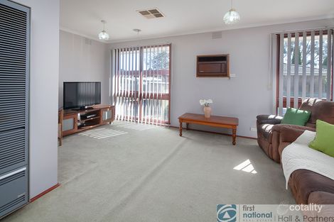 Property photo of 35 Winnima Avenue Hampton Park VIC 3976