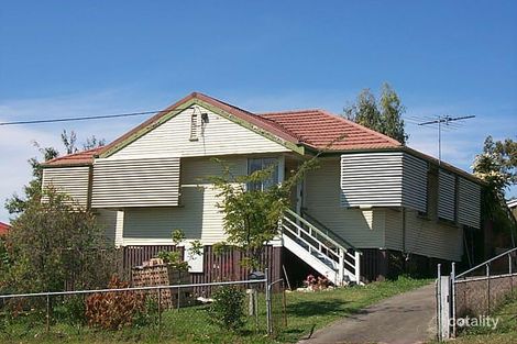 111 Sapphire St, Holland Park, QLD 4121