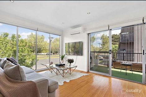 Property photo of 1/235 Dandenong Road Windsor VIC 3181