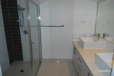 Property photo of 13 Winnunga Road Cairnlea VIC 3023