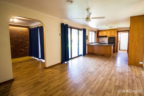 Property photo of 8 Tamboritha Place Hoppers Crossing VIC 3029