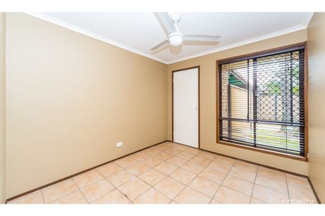Property photo of 2/7 Elm Court Labrador QLD 4215