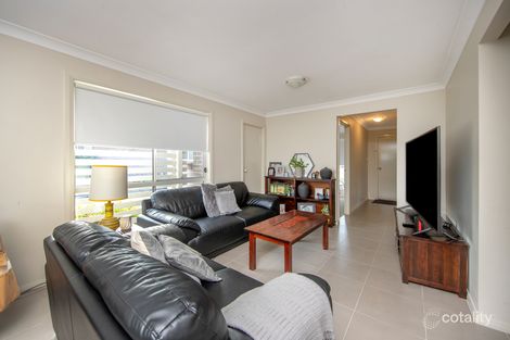 Property photo of 2/6 Bergman Way Rutherford NSW 2320