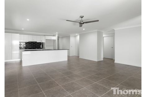 Property photo of 31 Cassidy Crescent Bridgeman Downs QLD 4035