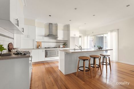Property photo of 24 Loch Crescent Strathmore VIC 3041
