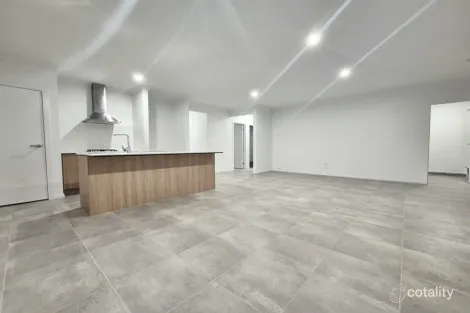 Property photo of 33 Fold Circuit Bonnie Brook VIC 3335