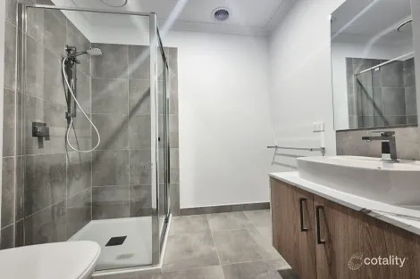 Property photo of 33 Fold Circuit Bonnie Brook VIC 3335