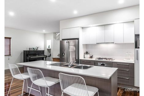 Property photo of 56 Whites Road Manly West QLD 4179