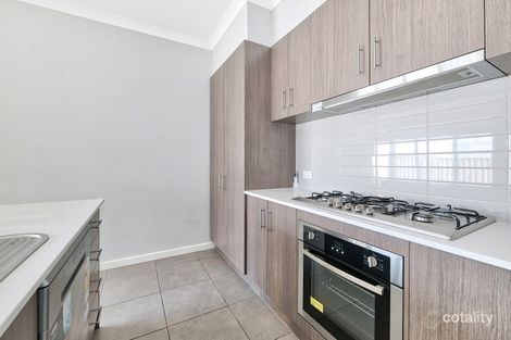 Property photo of 10 Godfrey Avenue Cranbourne East VIC 3977