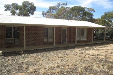 25 Doecke Rd, Murray Bridge, SA 5253