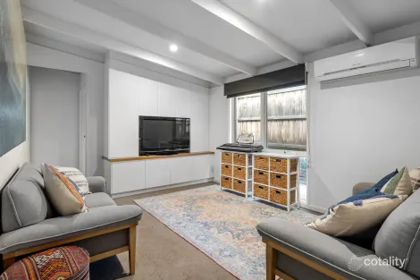 Property photo of 31 Munro Street Blairgowrie VIC 3942