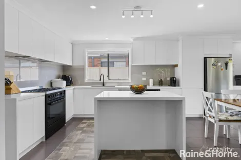 Property photo of 280 Clarkes Road Brookfield VIC 3338