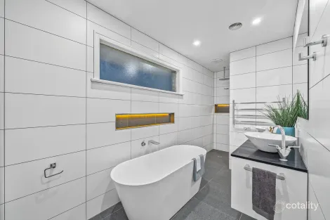 Property photo of 8A Karu Court Keilor Downs VIC 3038