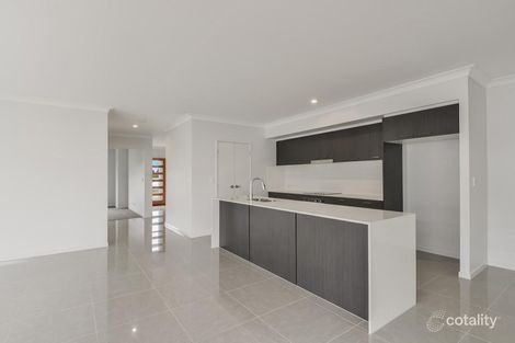 Property photo of 101 New Holland Drive Pelican Waters QLD 4551