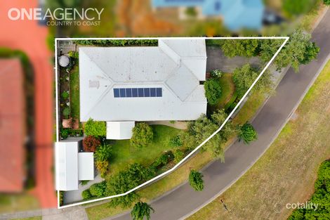 Property photo of 8 Evergreen Close Drouin VIC 3818