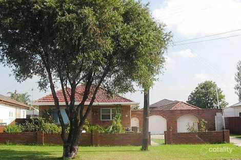 15 Loftus St, Fairfield East, NSW 2165