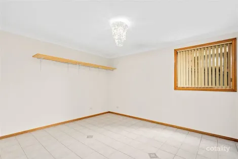 Property photo of 69 Newing Circuit Kiama Downs NSW 2533