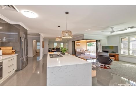 Property photo of 68 Peak Drive Hillvue NSW 2340
