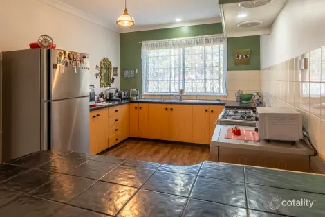 Property photo of 30 Bellevue Street Temora NSW 2666