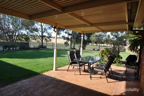 Property photo of 3 Ella Place Dubbo NSW 2830