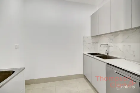 Property photo of 19 Rowcliff Circuit Lochinvar NSW 2321