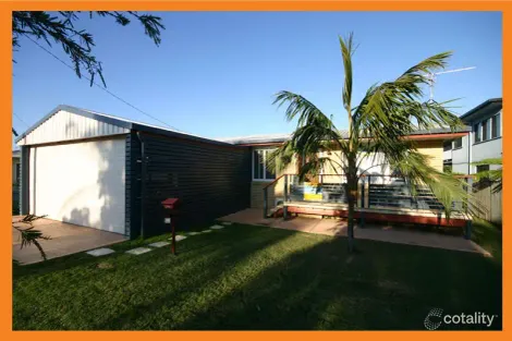 5 Taylor Ave, Golden Beach, QLD 4551