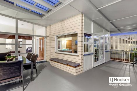 Property photo of 114 Hoff Street Mount Gravatt East QLD 4122