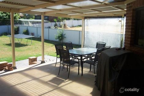 Property photo of 3 Settlers Place Young NSW 2594
