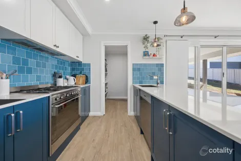 Property photo of 58 Jordan Place Young NSW 2594
