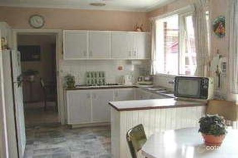 Property photo of 21 Benwerrin Drive Burwood East VIC 3151