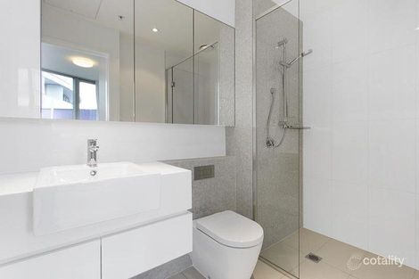 Property photo of 706/231-245 Harbour Esplanade Docklands VIC 3008
